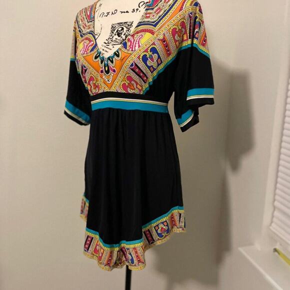TRINA TURK MINI DRESS NEPAL TUNIC SIZE S AESTHETIC VERSATILE SUMMER COVER UP - Picture 14 of 16